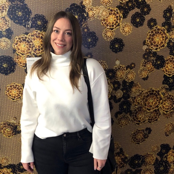 Meet your Posher, Vicky - Picture 1 of 1